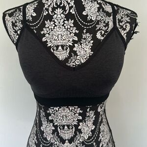 Lululemon size 6 bra